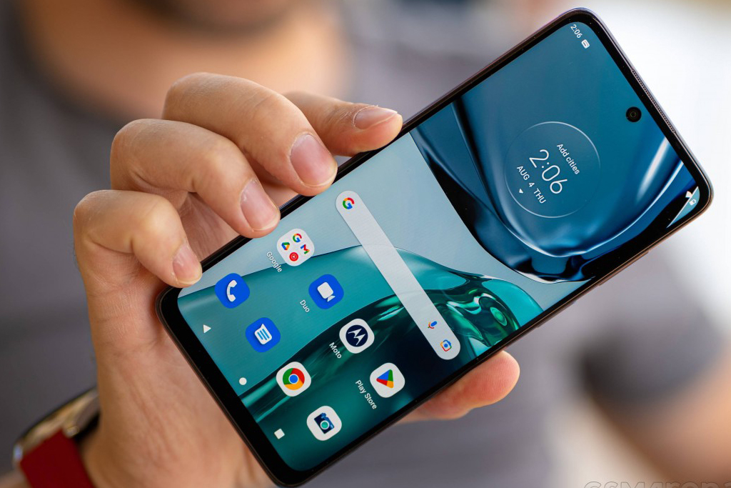 Read more about the article Motorola Moto G62 Review: Embracing the Future of Budget Smartphones