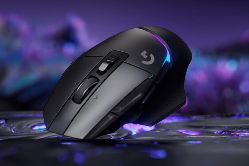 You are currently viewing Logitech g502 x plus Review